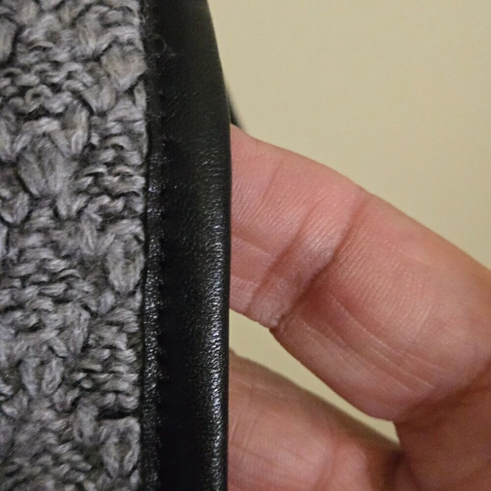 St. John Exclusively For Nordstrom Wool Blend Leather Trim Tunic Sweater Size S - Picture 4 of 6